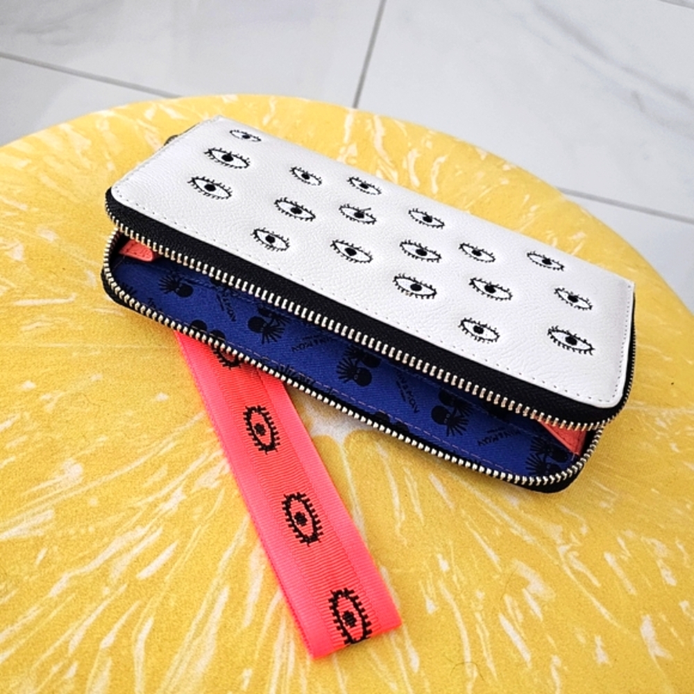 Min & Mon White Wallet with Black Eye Design and Neon Strap - Picture 2 of 4